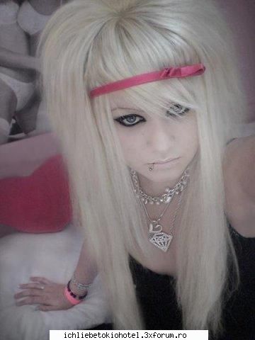 ^katie skadoske^ ღ^~*AdmInIstraToR*~^ღ