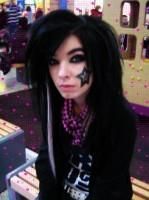 sosia lui bill??? acest baiat numeste mike muller,e din rusia mare fan special fratilor kaulitz.ce