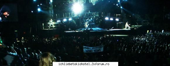 proiect tokio hotel romania bannerul s-a vazut foarte zis s-a vazut clar cand tom bill vazut