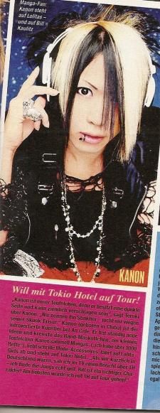 kanon(an cafe) vrea tokio hotel turneul cafe kanon vrea baietii tokio hotel.....