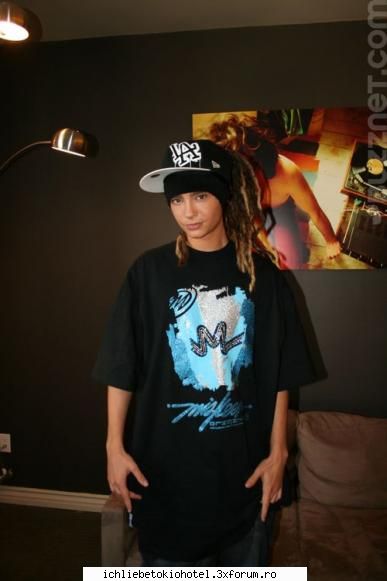 iubire (+18) deci ..is astea kisarcoase ..asa mn..)..am pierdut firu'...da citesc continuare :*:*:*