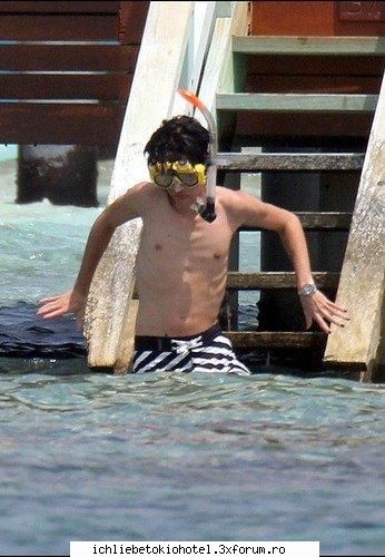 bill also has.. s'o dilit totzii !!!! tom fakut doar gluma una tare proasta doamne fie asa