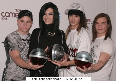 hey baga next plz ;) 

vreau k de nu plang =(  :( do you love me or not?