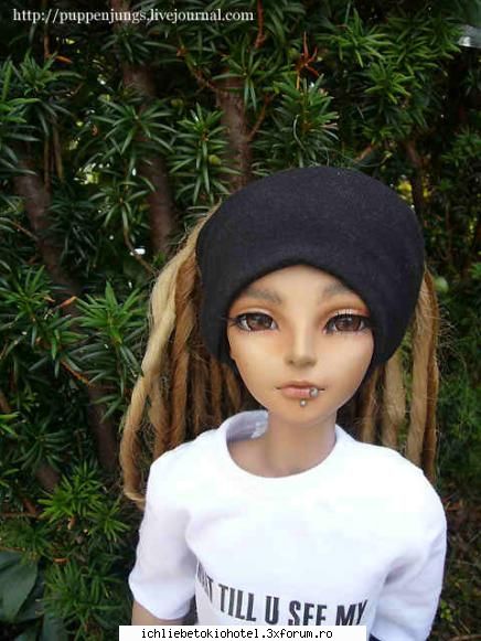 papusica tom.. aici punem pozele papusa ღ^~*AdmInIstraToR*~^ღ