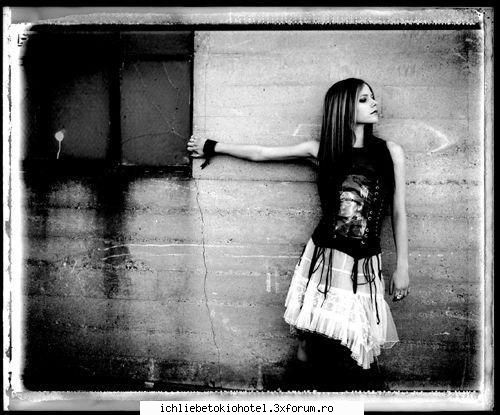 Avril Lavigne - roxy - ღOther Bandsღ
