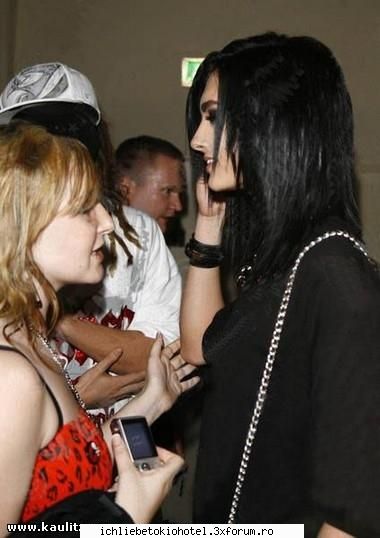 Bill is heaving a girlfriend... I guess... - da ea e... dar de poza asta ce - ღRecycle binღ