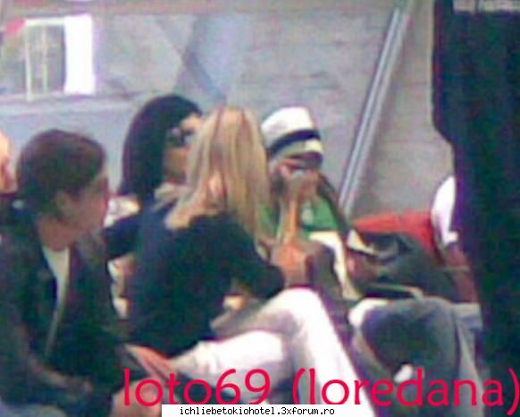Bill is heaving a girlfriend... I guess... - aoleao si aici Natalie ? uitati - ღRecycle binღ