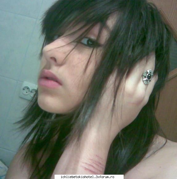 Despre noi. - Hallo! sunt Ziza am 12 ani jum shi imi plk d - ღHallo!!ღ