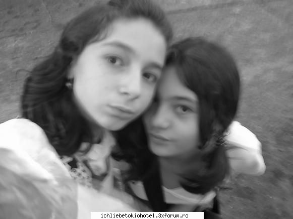 Pozele noastre... - aiki aveam un ochi ciudat da imi plase pouza - ღHallo!!ღ