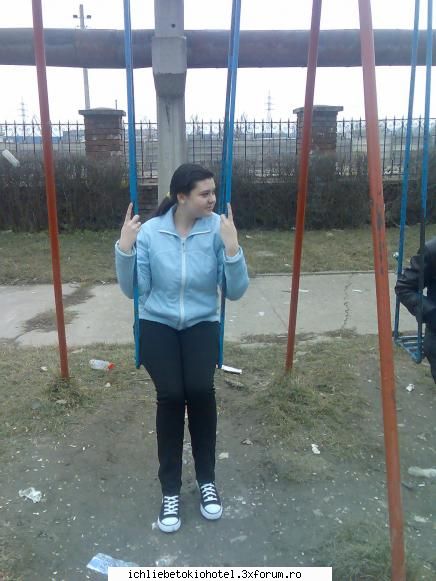Pozele noastre... - wow c d fete frumoase... nuj dak leam mai pus pe - ღHallo!!ღ