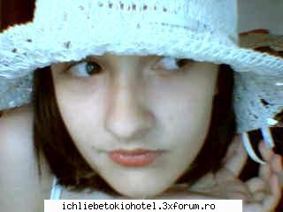 Pozele noastre... - )) LoL. o.O yo ? elegant ? am innebunit ... @_@ - ღHallo!!ღ