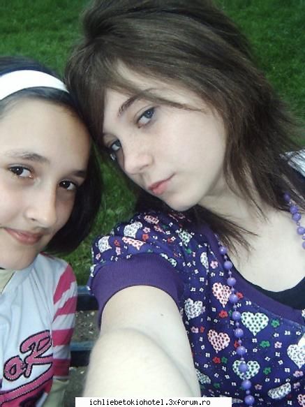 Pozele noastre... - nu... n-ai gresit... ;) poti sa-mi spui crazzy - ღHallo!!ღ