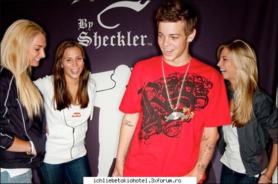 Why me??[+18] - inca o poza cu mike ( el defapt e ryan sheckler) - ღFicurile neterminateღ