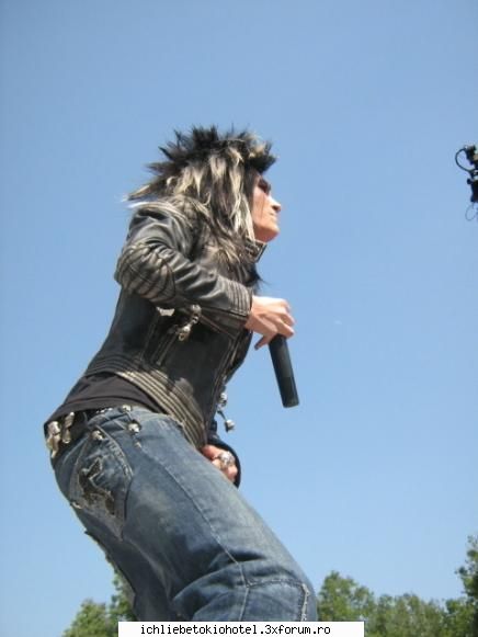 fun...about bill... - aici punem video si poze nostime cu bill - ღRecycle binღ