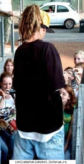 picture(funny) - deci va puteti imagina...aia face poza...una a - ღTomღ