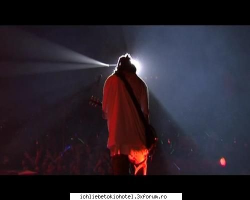 picture(funny) - bossu..din lumina reflectoarelor - ღTomღ